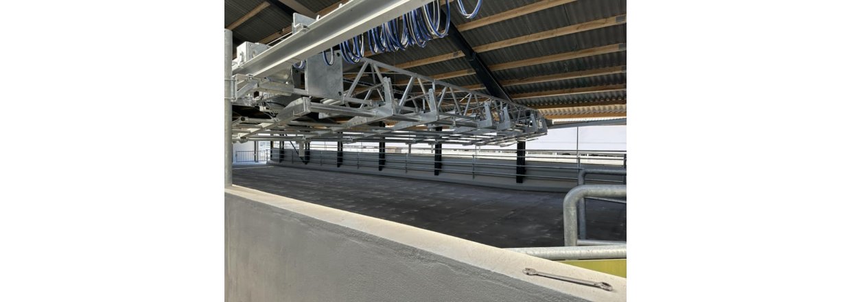 50 pladsers BouMatic Streamline karrusel med viewpoint, Escorter suprme og kodriver 