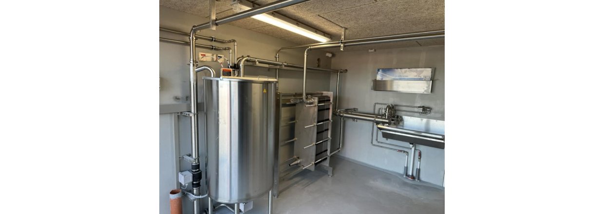 50 pladsers BouMatic Streamline karrusel med viewpoint, Escorter suprme og kodriver 