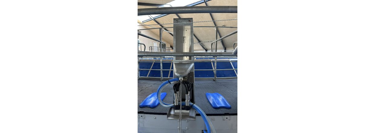 50 pladsers BouMatic Streamline karrusel med viewpoint, Escorter suprme og kodriver 